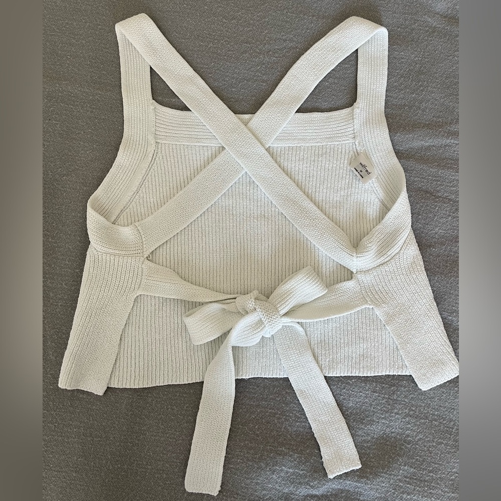 Aritzia Wilfred | Cayenne Cropped Open Back Top White Size M